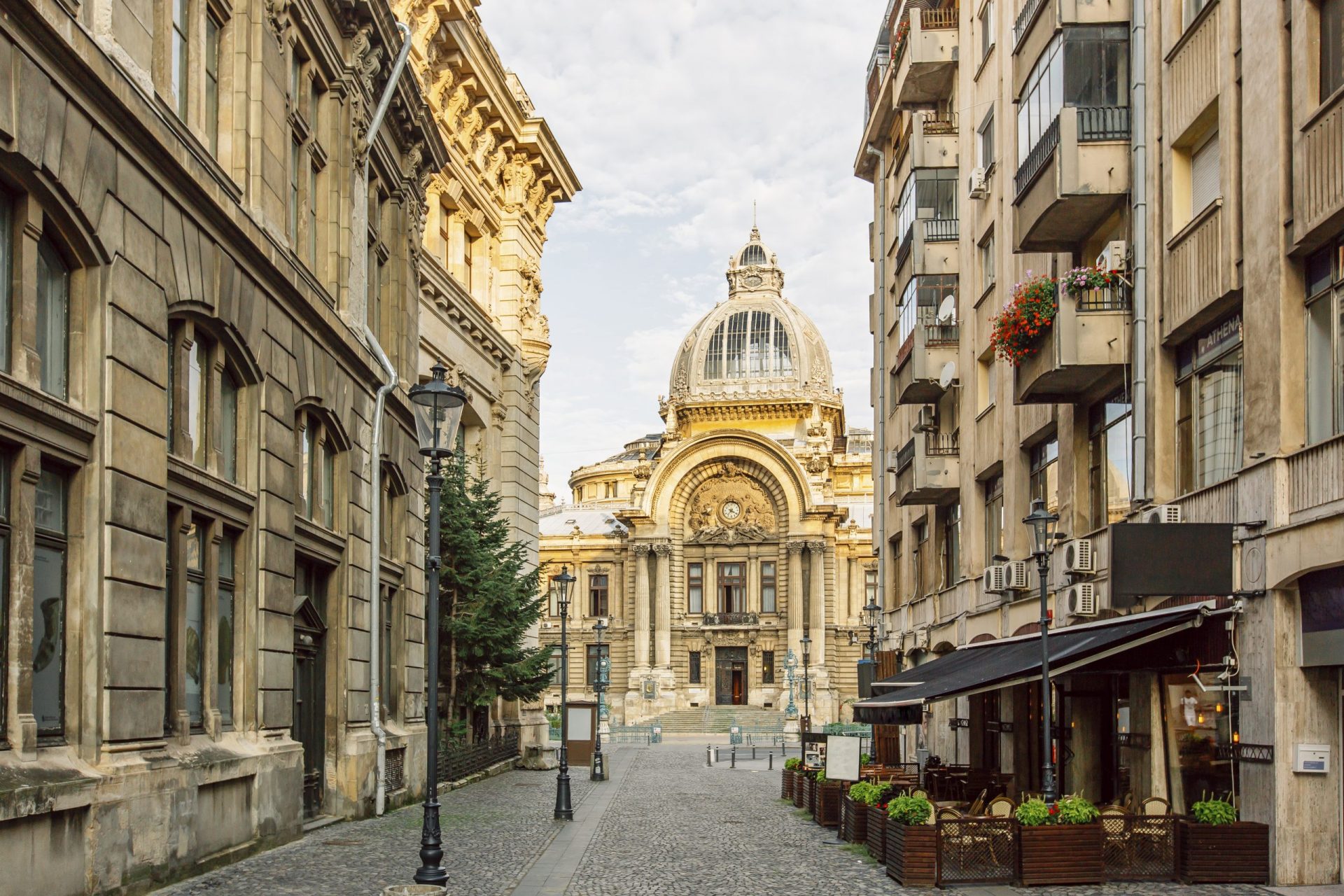<p>The capital of Romania is a dynamic city in which you are not likely to get bored. Stroll through the historic district of Bucharest, discovering its Orthodox churches, historic buildings, and typical restaurants.</p>