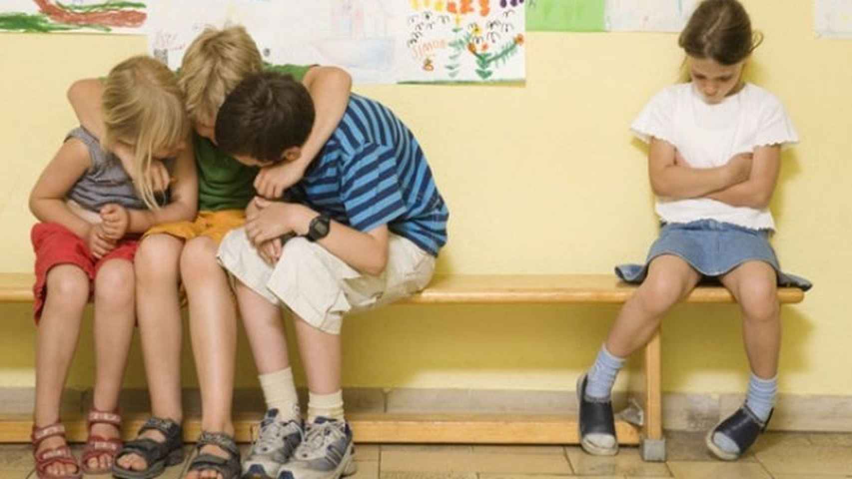 дети трахают в школе порно фото 44