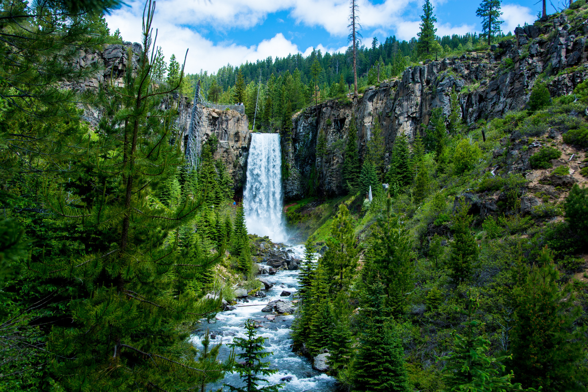 The Most Picturesque Mountain Towns In America