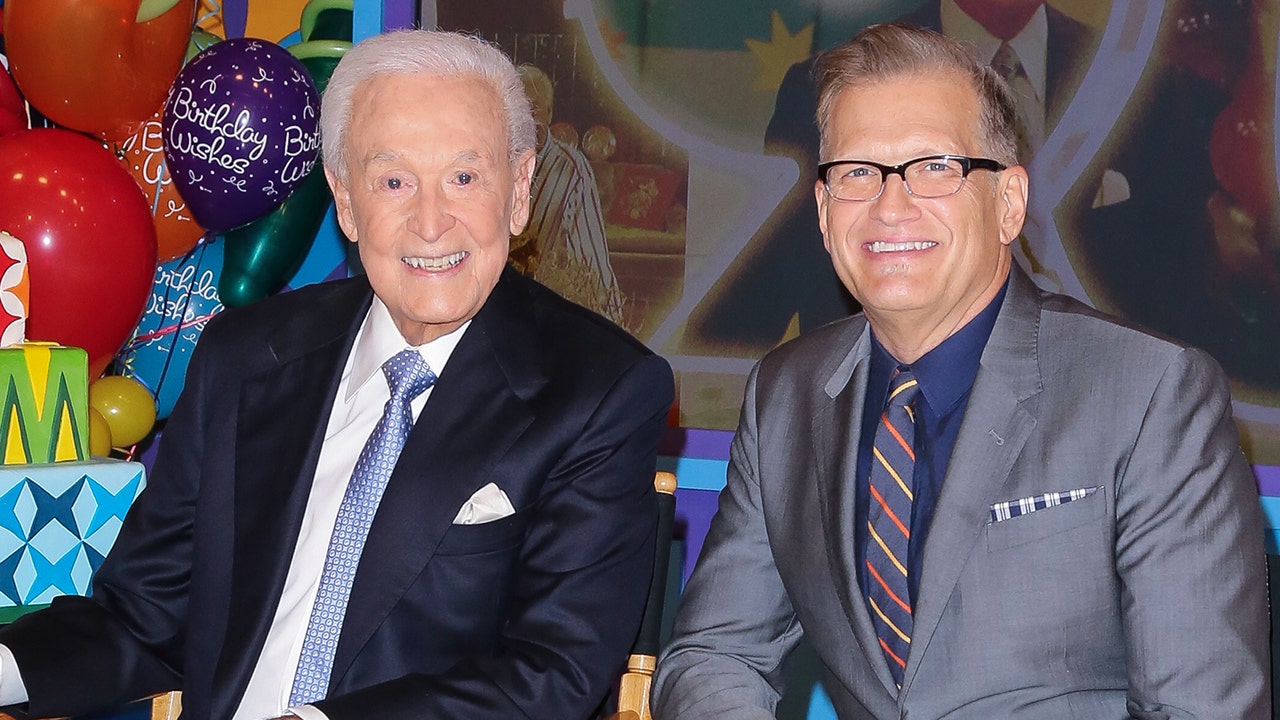 drew carey will never retire from 'price is right' hosting gig: 'i want to die on stage'