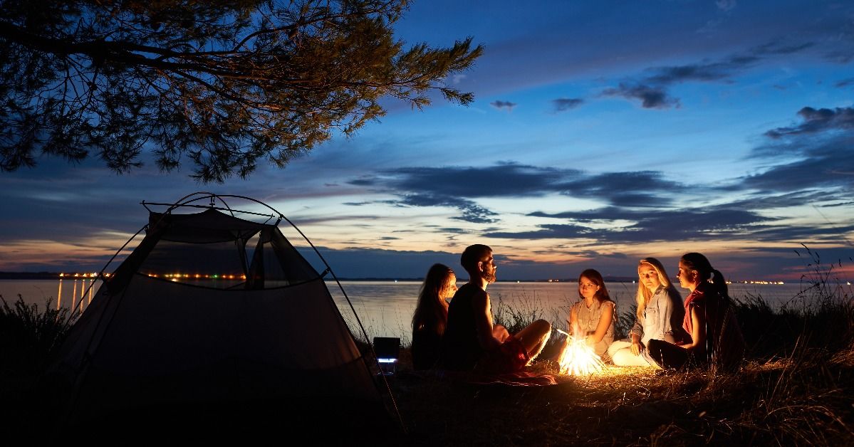 <p>  Michigan offers an abundance of free camping options, with several spots available in national forests and on land maintained by the state’s Department of Natural Resources (DNR).    Perrault Lake   in Toivola is an especially beautiful and popular DNR spot. </p>