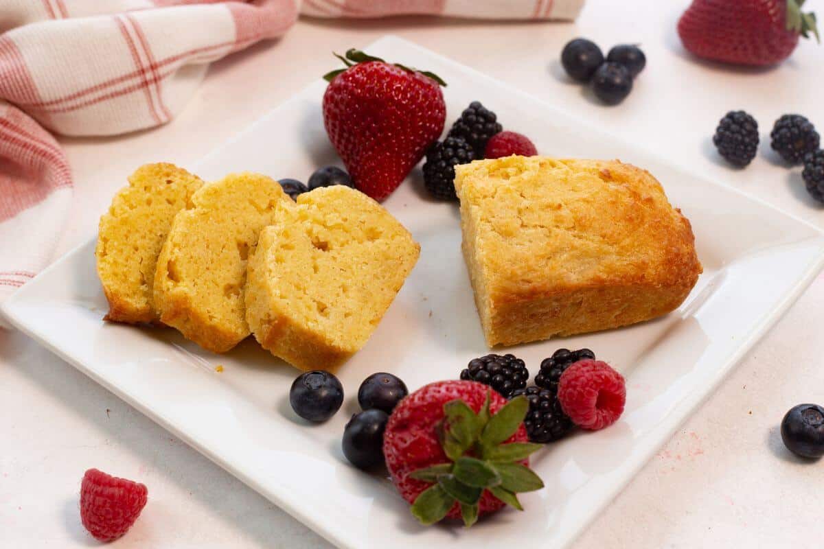 <p>Enjoy the rich flavor of pound cake in adorable mini form. It’s a treat that’s perfect for indulging in just the right amount of comfort.<br><strong>Get the Recipe: </strong><a href="https://littlebitrecipes.com/mini-pound-cake/?utm_source=msn&utm_medium=page&utm_campaign=msn">Mini Pound Cake</a></p>