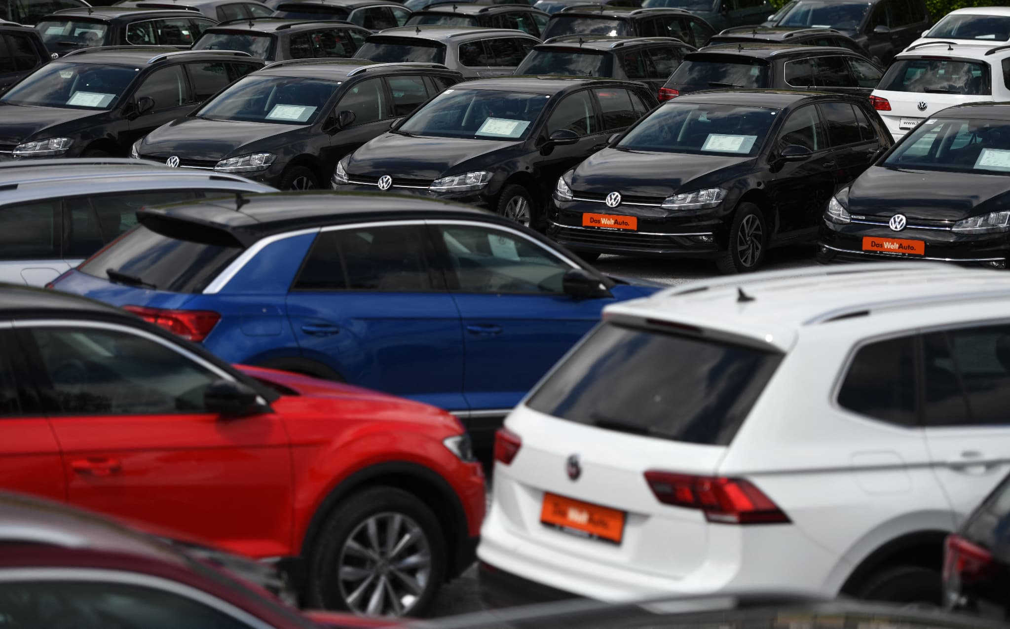 auto: les ventes européennes de voitures neuves ont rebondi de 13,9% en 2023