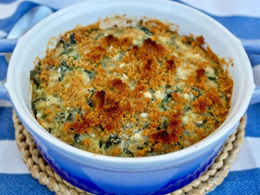 Spinach casserole with feta and a crunchy topping Elena Paravantes