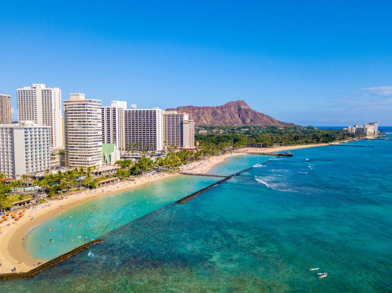 Do you dream about visiting Hawaii but don’t have a huge travel budget? Keep scrolling to find out what is the cheapest Hawaiian island to visit! This post about what is the cheapest Hawaiian island to visit was written by Marcie Cheung (a Hawaii travel expert) and contains affiliate links which means if you purchase ... Read more