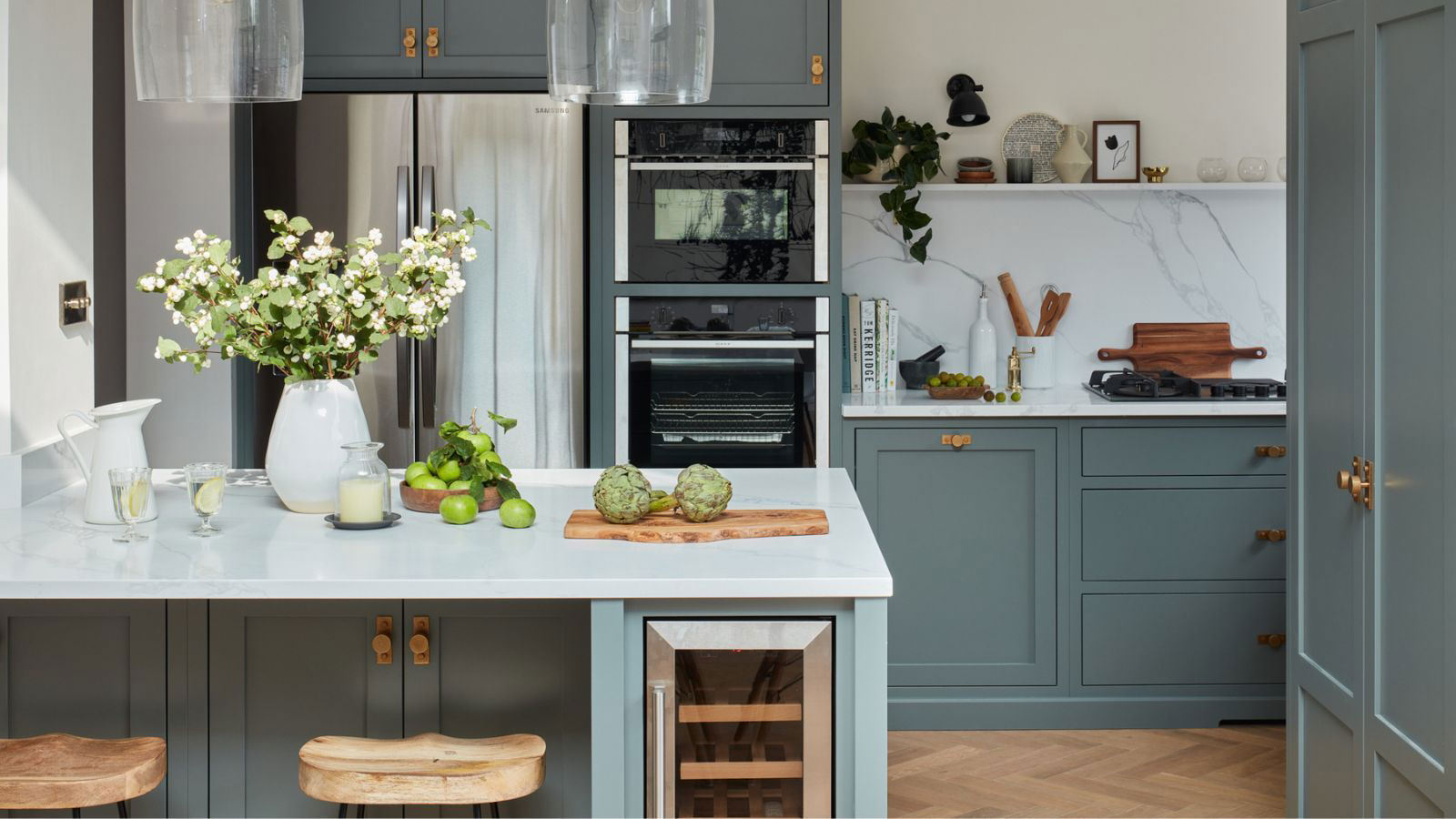 Are inset kitchens more expensive? Kitchen planners explain the ins and ...