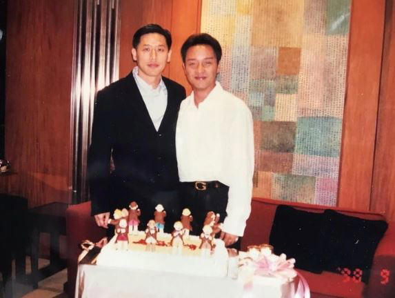 張國榮（右）下個月12日將迎來67歲冥誕，男友唐鶴德每年都準時發文悼念。（圖／翻攝自唐鶴德IG）