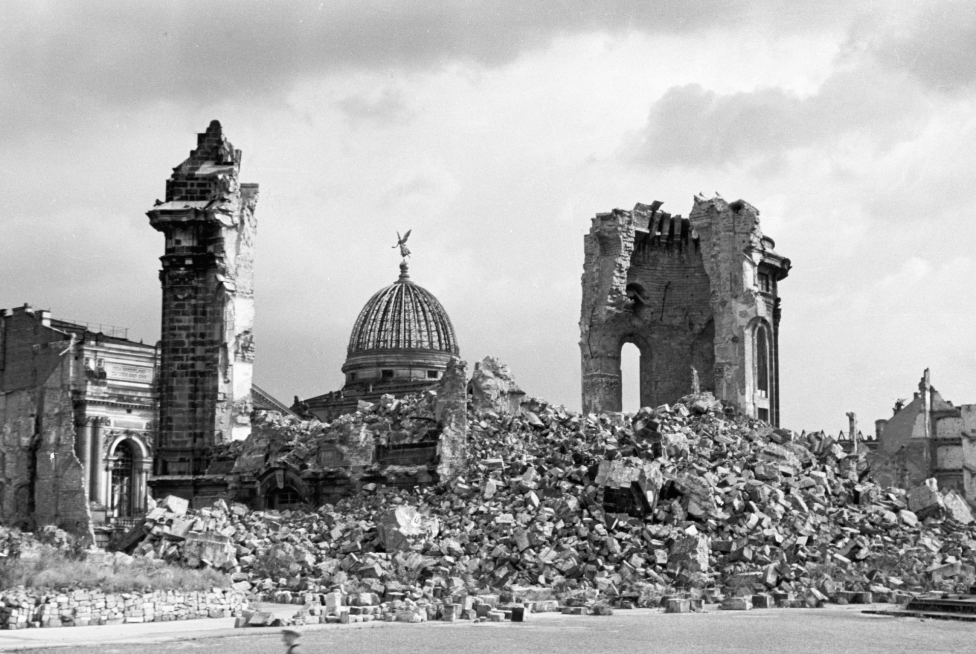 1945: So sah Deutschland nach dem Zweiten Weltkrieg aus