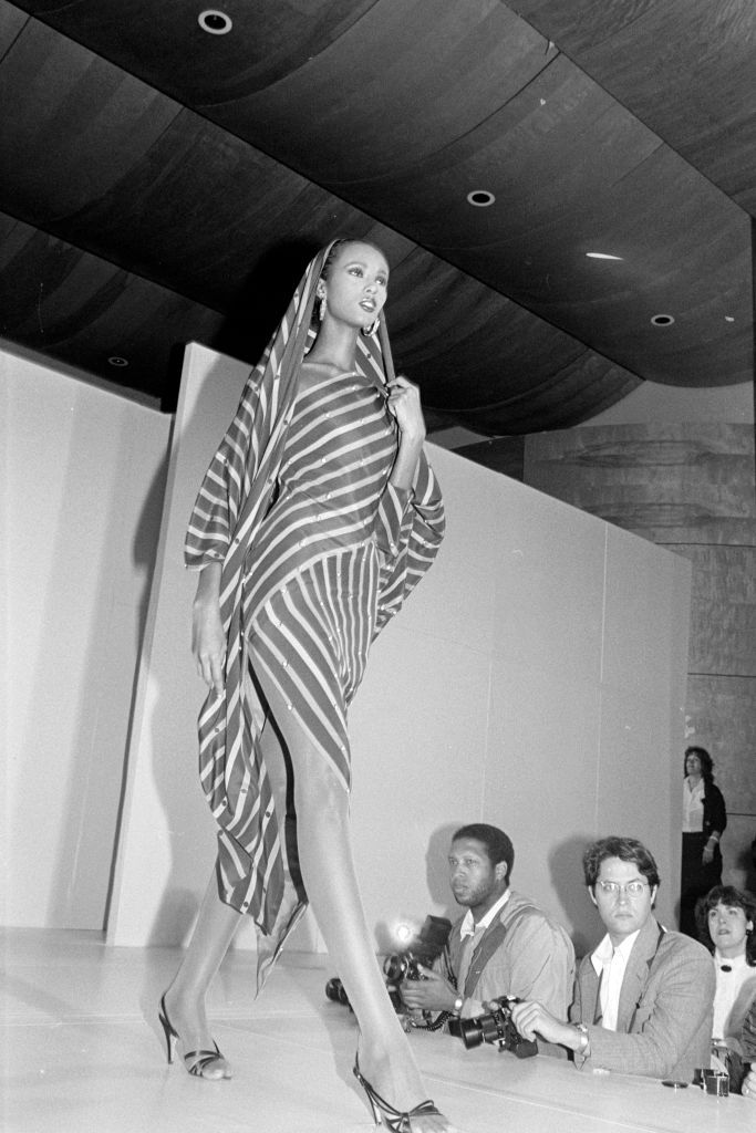 38 Gorgeous Bob Mackie Designs Through The Years