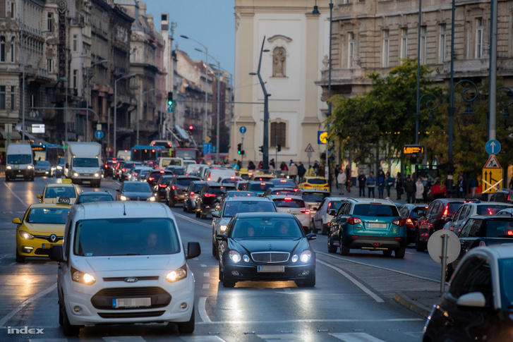 Szakértő: Elmaradottnak tartják a magyarok közlekedési kultúráját