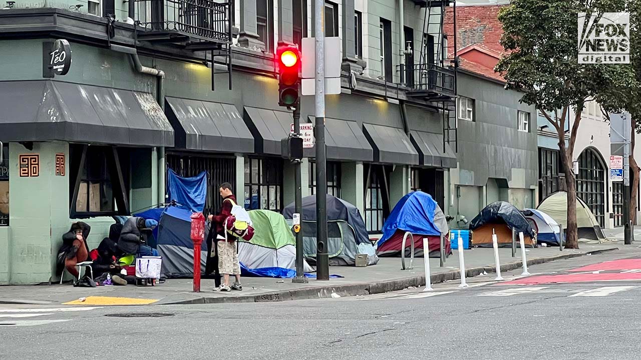 homeless soup kitchen san francisco ca        
        <figure class=