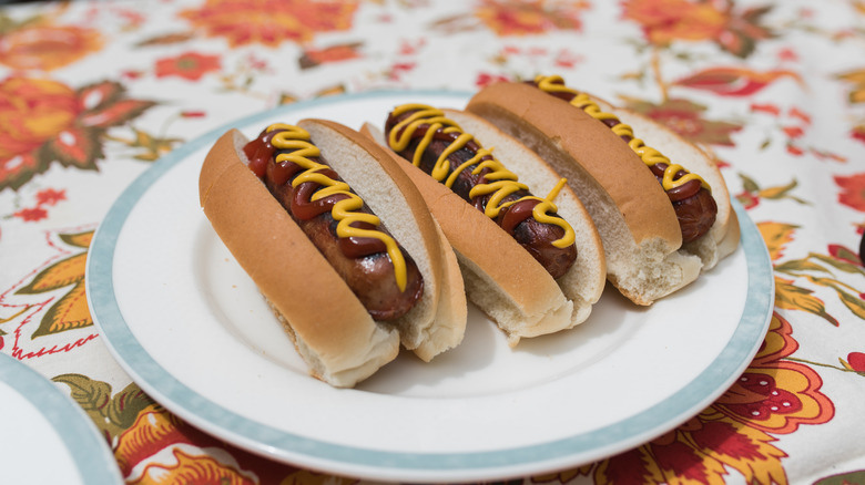What Makes New England-Style Hot Dog Buns Unique?
