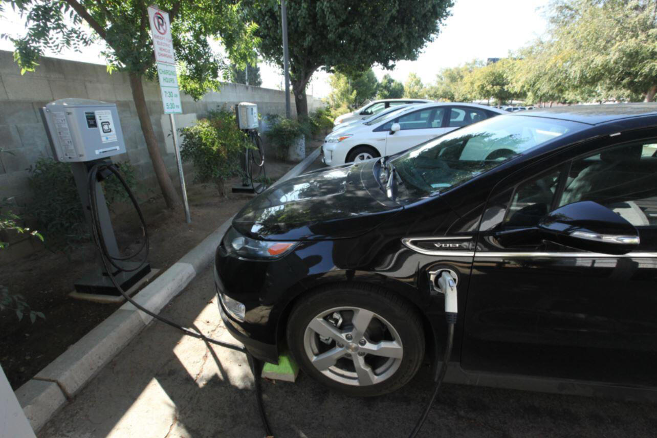 Drive Clean in the San Joaquin EV Rebate Program San Joaquin Valley