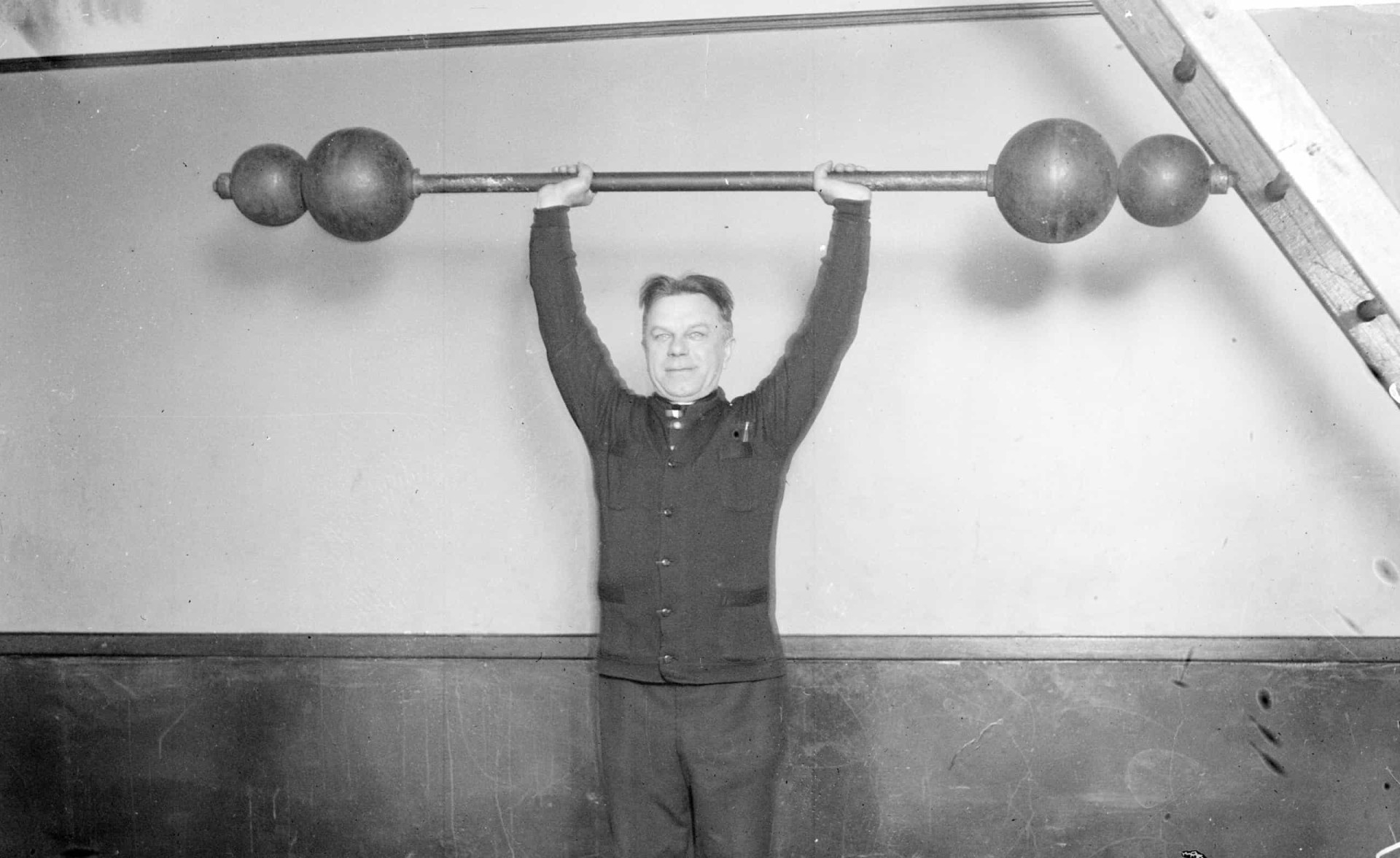 <p>Among gym equipment such as ropes, pommel horses, and dumbbells, the club also offered barbells called <em>Bares A spheres De 6 Kilos</em>. These are believed to be the first barbells made available to the public.</p>