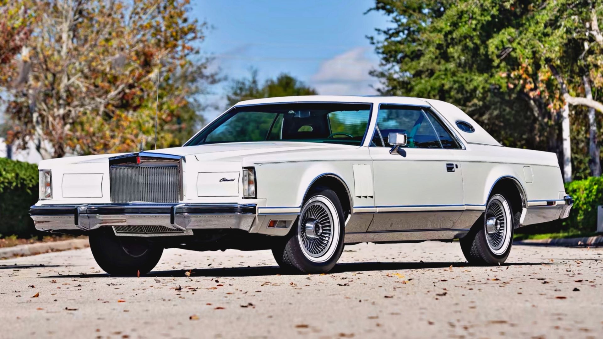 10 Most Luxurious American Cars Of All Time