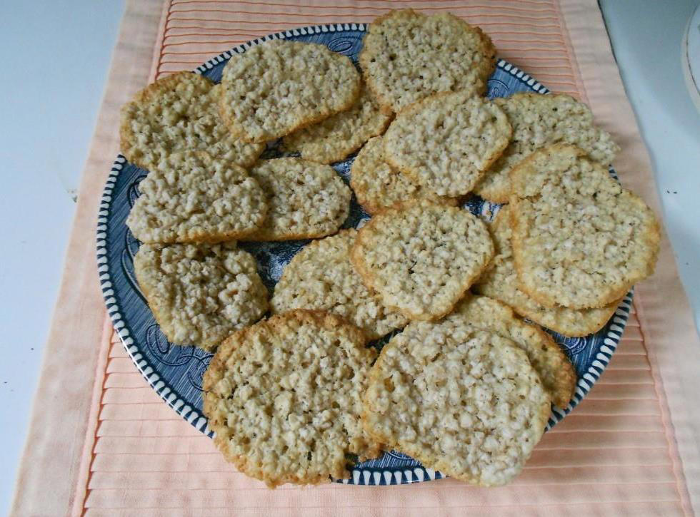 The Best Crispy Oatmeal Cookies Recipe Without Eggs