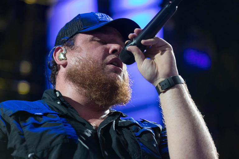 Luke Combs will kick off his "Growin' Up and Gettin' Old" 2024 stadium tour with two shows at American Family Field April 12 and 13.
