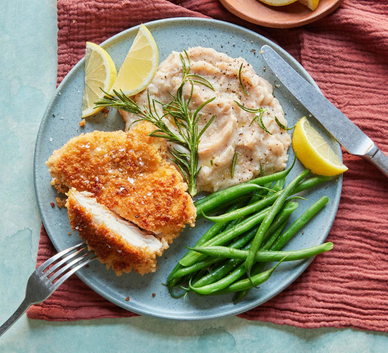 Italian garlic chicken with white bean & rosemary mash