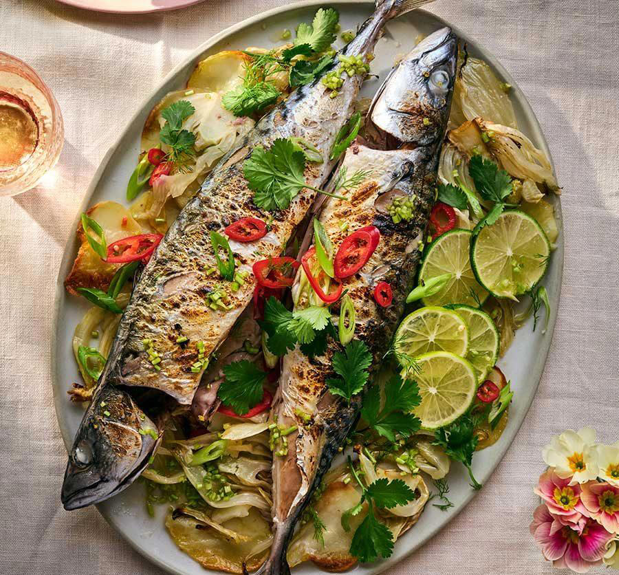Whole baked fish with fennel, chilli & lemongrass