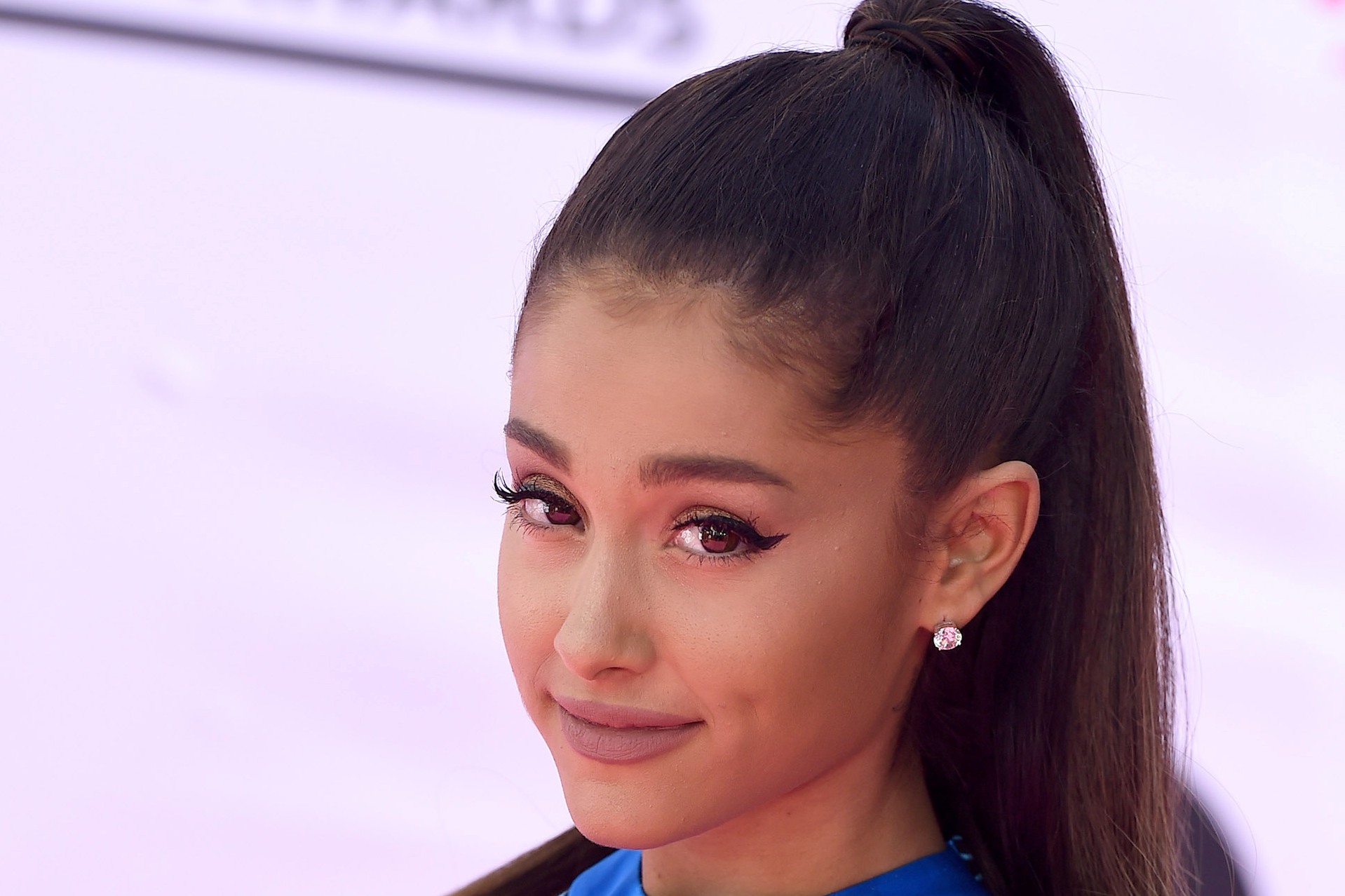 ariana-grande-du-bist-etwas-ganz-besonderes