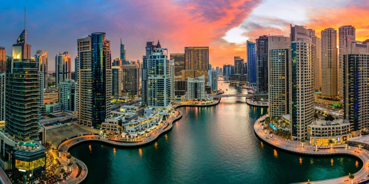 <p>Dubai boasts the reputation of being the city of the most extraordinary experiences. Yes, the things to do in Dubai are unmatched by any other destination in the Middle East. It will have sightseers in awe, foodies dribbling, culture buffs circling, and daredevils gratified. </p> <p><strong>Where is Dubai?</strong></p> <p>Dubai is the UAE’s second-largest emirate and the Middle East’s most famous city on the Persian Gulf coast. It is just two hours’ drive from the country’s capital and the largest emirate, Abu Dhabi, and about 40 minutes away from its cultural hub, Sharjah. Apart from these, it shares borders with the Sultanate of Oman. Dubai International Airport is the main airport, which is also one of the world’s busiest airports, with regular flights to and from almost all parts of the world.</p> <p><strong>When is the best time to visit Dubai?</strong></p> <p>Dubai is a desert city, and temperatures can reach scorching highs in the peak summer months of July and August. It’s generally not recommended to visit Dubai during this period. But, if you’re not outdoorsy or want to save on your vacation, a Dubai trip in the summer won’t disappoint you. </p> <p>November to March is the peak tourist season when Dubai is at its best. It has pleasant chill waters and many iconic attractions and events, primarily the New Year’s Eve festivities and Dubai Shopping Festival (DSF). Now if you want to enjoy the best of both worlds, you can visit Dubai during the shoulder season from April to mid-June or mid-September to October.</p>