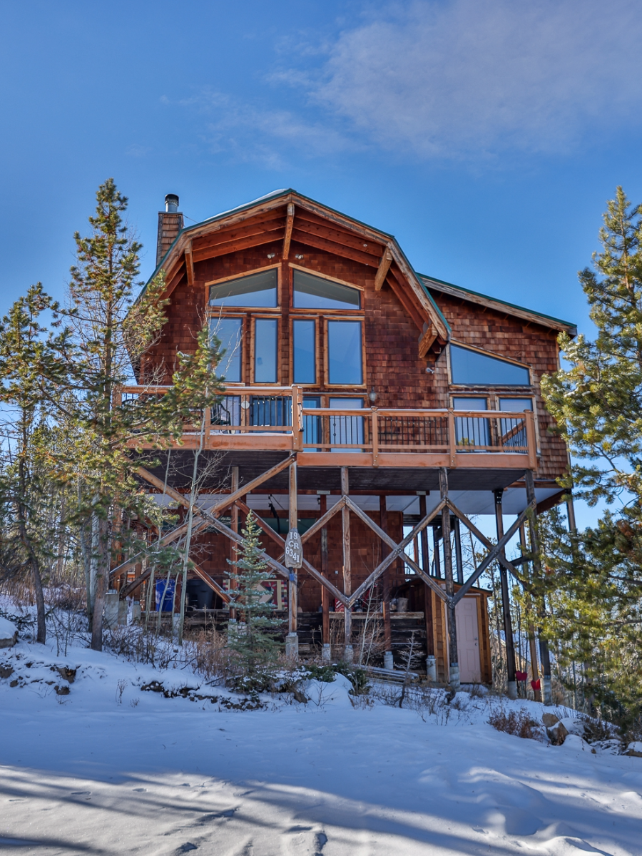 In this chic, four-bedroom “treehouse” cabin rental overlooking the Colorado mountains, you can enjoy tons of space and breathtaking views from either of the two private decks. Conveniently located minutes away from Lake Granby, it’s a good base for water sports, boating, mountain biking, and fishing. $399, Airbnb. <a href="https://www.airbnb.com/rooms/20884773">Get it now!</a><p>Sign up for our newsletter to get the latest in design, decorating, celebrity style, shopping, and more.</p><a href="https://www.architecturaldigest.com/newsletter/subscribe?sourceCode=msnsend">Sign Up Now</a>