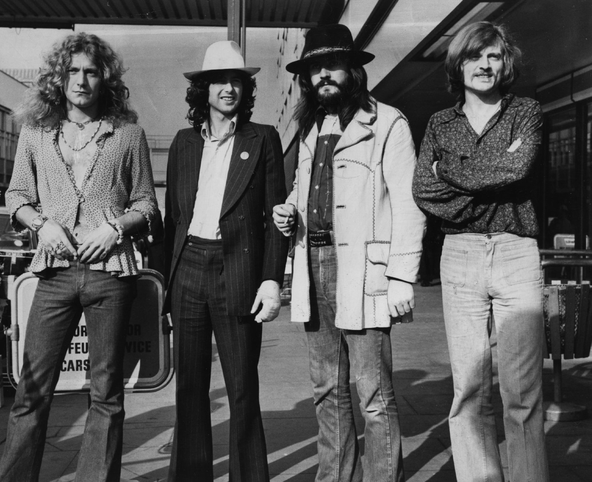 Лед зеппелин лучшие песни слушать. Группа led Zeppelin. Группа led Zeppelin 1969. Рок группа лед Зеппелин. Лед Цепелин рок группа.