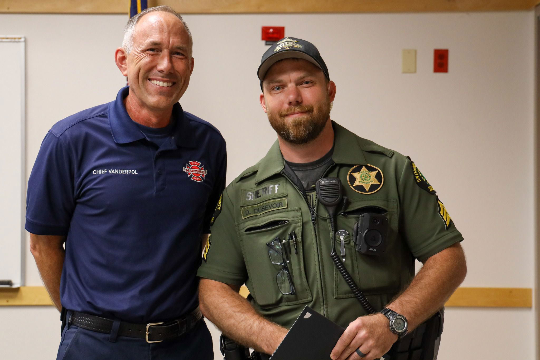 Snohomish County Sheriff’s Sergeant recognized for saving 2 people from