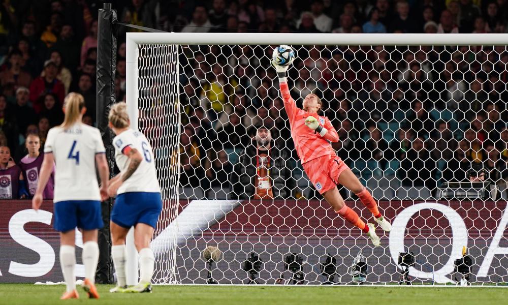 Mary Earps Snubbed By Nike And Facing Retirement Keeper Who Could Help England Lift World Cup 9940