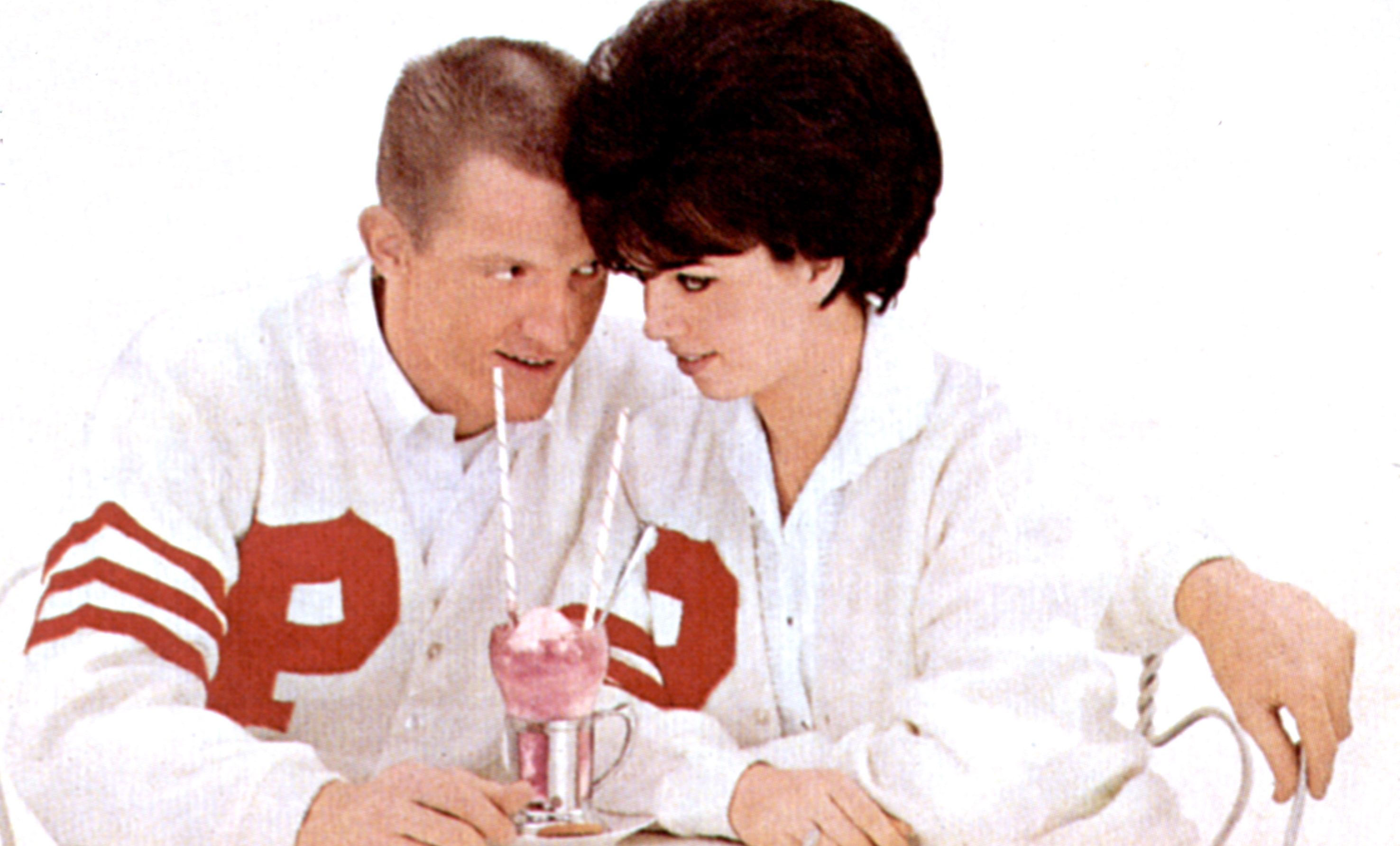 The ‘Paul’ of 1960s Pop Duo ‘Paul & Paula,’ Ray Hildebrand, Dies at 82