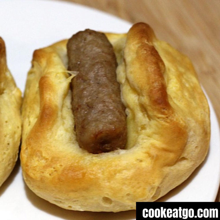 Easy Summer Breakfast For Kids! Sausage Biscuit Roll Up!