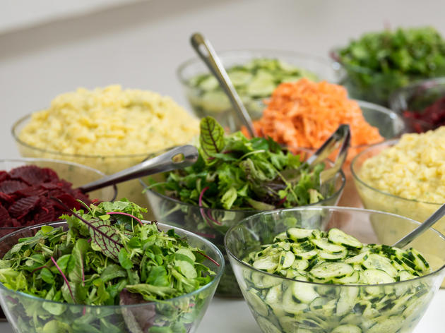 salatverführung pur: die kunst des perfekten dressings dank geheimzutat
