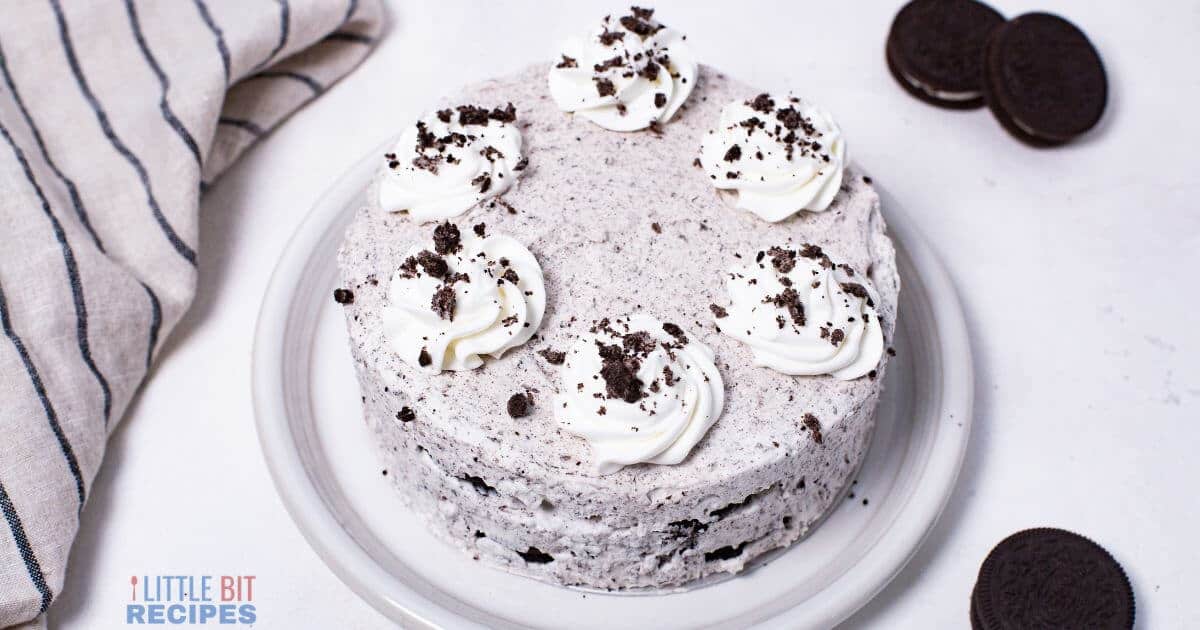 <p>The 3-Ingredient Oreo Mousse Cake proves that simplicity can lead to sugar overload magic. This cake brings together the iconic cookies with fluffy mousse for a treat that’s all about indulgence.<br><strong>Get the Recipe: </strong><a href="https://littlebitrecipes.com/oreo-mousse-cake/?utm_source=msn&utm_medium=page&utm_campaign=msn">3-Ingredient Oreo Mousse Cake</a></p>
