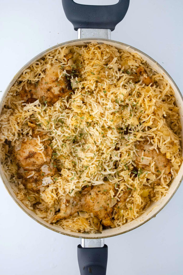 Easy One Pot Chicken and Rice Recipe