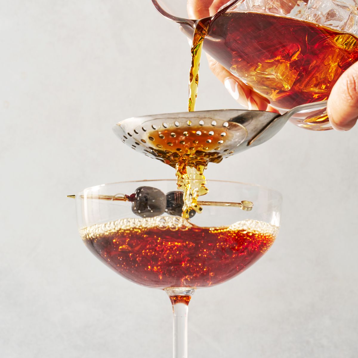 25 After-Dinner Drinks That Make The Perfect Nightcap