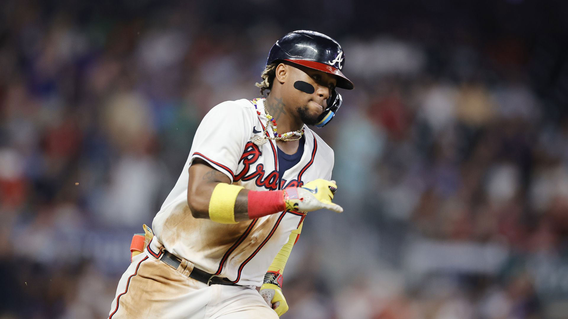 Ronald Acuña Jr becomes first player with 30 homer, 60 stolen base season