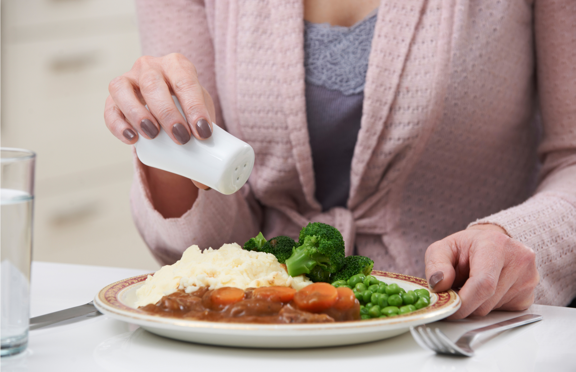 <p>People who salt their food too much may eventually cause their taste buds to develop a sort of <a href="https://www.ndtv.com/health/consuming-too-much-salt-could-be-harmful-6-signs-that-you-are-consuming-too-much-salt-1873365" rel="noreferrer noopener">sodium resistance.</a> To get their meals to taste better, they practically have to empty the salt shaker onto their food.</p><p>Someone who has lost their sensitivity to salt constantly increases their daily consumption and, as a result, the risks to their health, trapping themselves in a vicious cycle.</p>
