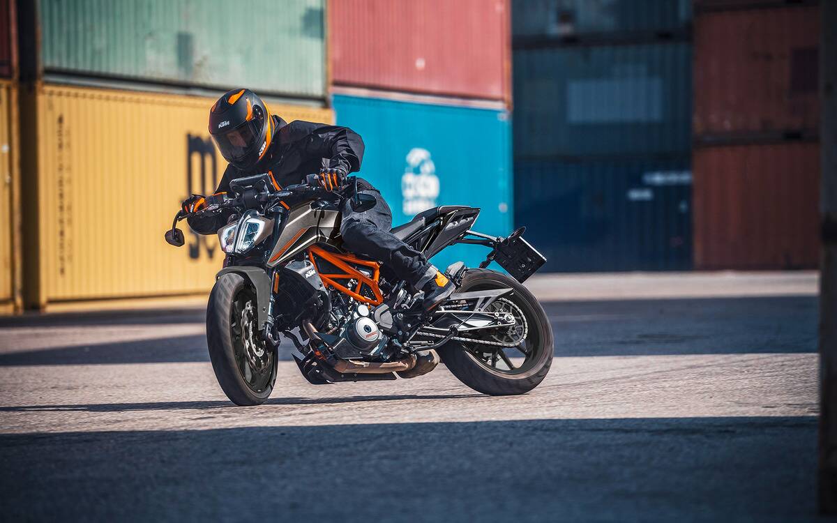 <p>The KTM 390 Duke is a sports bike that can also be used for local commuting and long drives. Costing about $6,800 for the base trim, it has a relatively low price but has many features that make it a good investment.</p> <p>The bike has a 370 cc engine with 6-speed transmission, an attractive sporty look (and feel), upside-down WP fork suspension, dual circuit BOSCH ABS, and an intuitive infotainment system. For added thrill and fun, you can also use the supermoto mode. The 390 Duke can easily get you up to 91% of the value of the original base investment. </p>