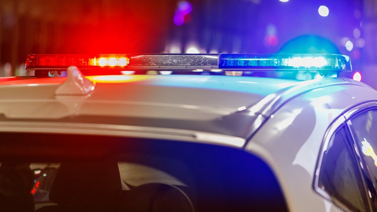 Police searching for 2 suspects in north Columbus aggravated robbery