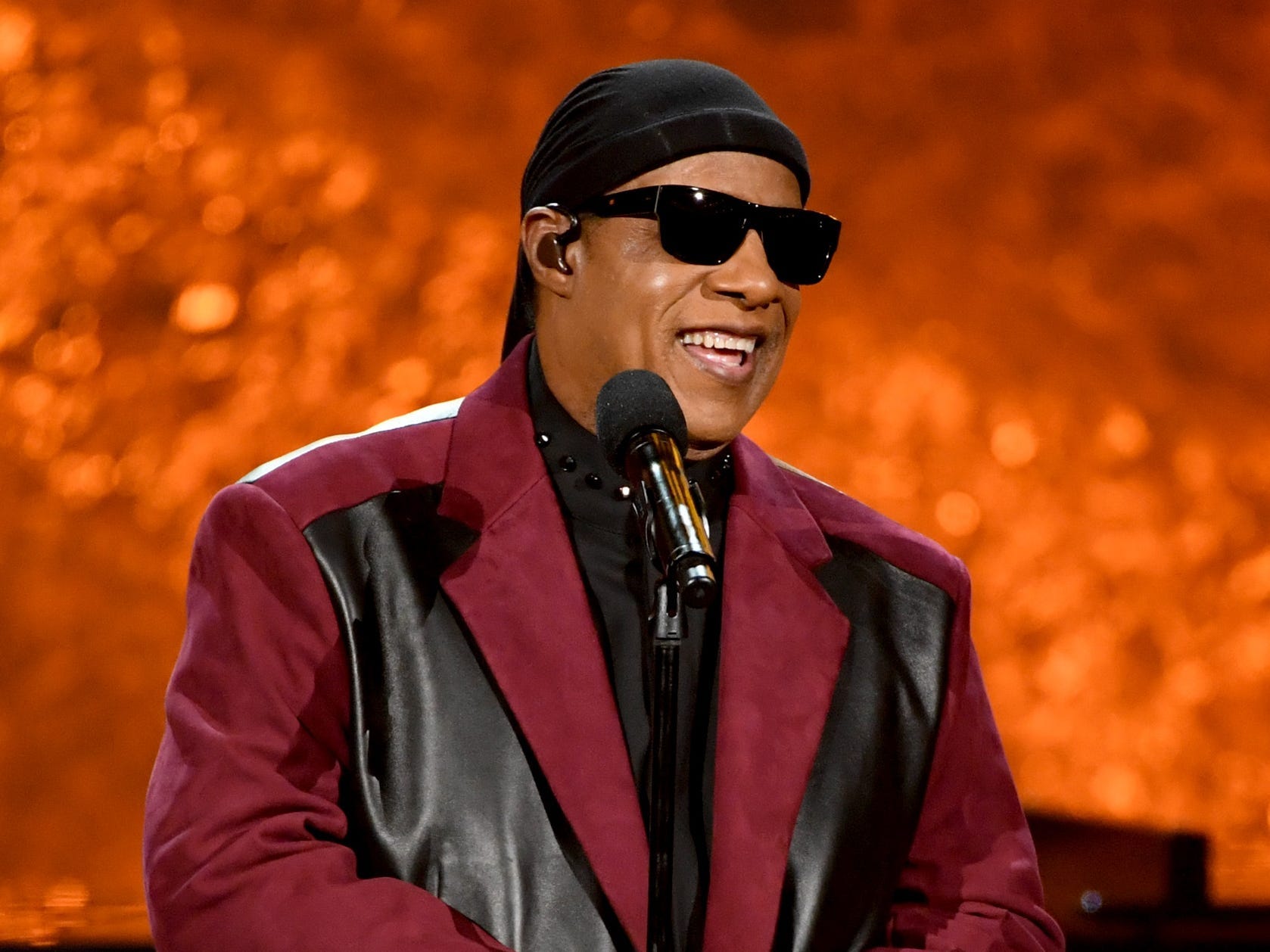 Stevie wonder перевод