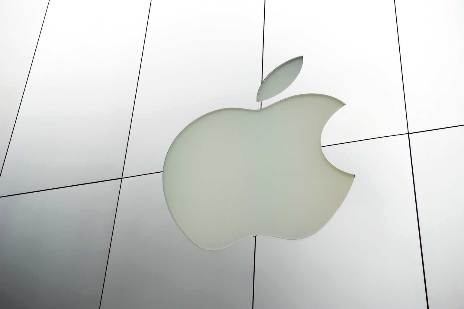 Apple To Focus M4 Chips On AI As Tech Giant Looks To Boost Mac Sales ...