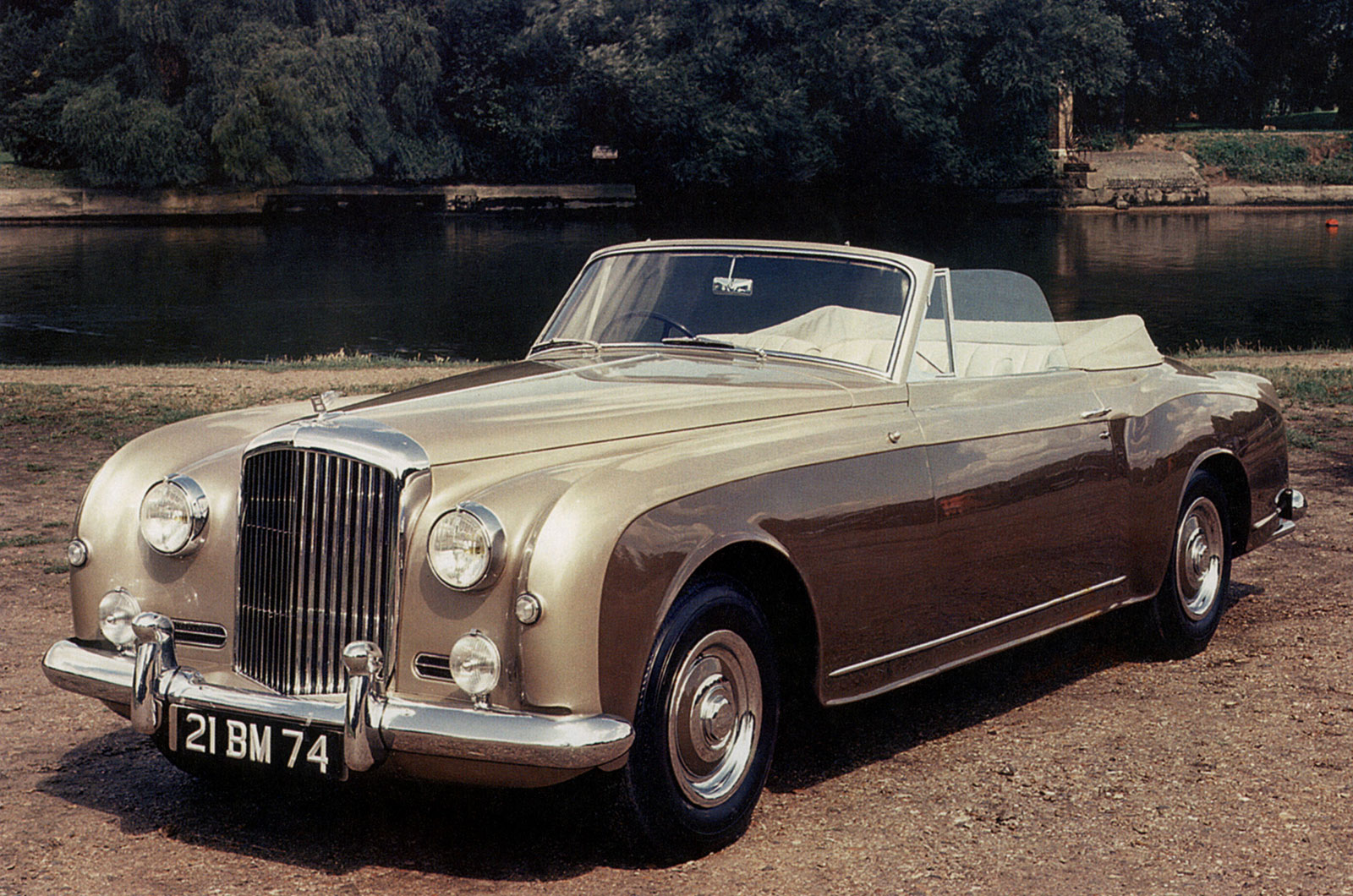 <p><span>While the S-Series was expensive and luxurious, for those who craved even more there was a Continental option, which wasn't offered to <strong>Rolls-Royce </strong>buyers. Available on all three iterations of the S-Series (S1, S2, S3), buyers could choose between two-door fixed-head or drophead coupe bodystyles, both more sporting than the regular four-door sedans.</span></p>