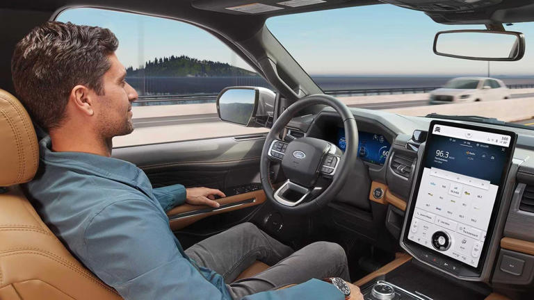 Everything You Need To Know About Ford's BlueCruise Hands-free Driving