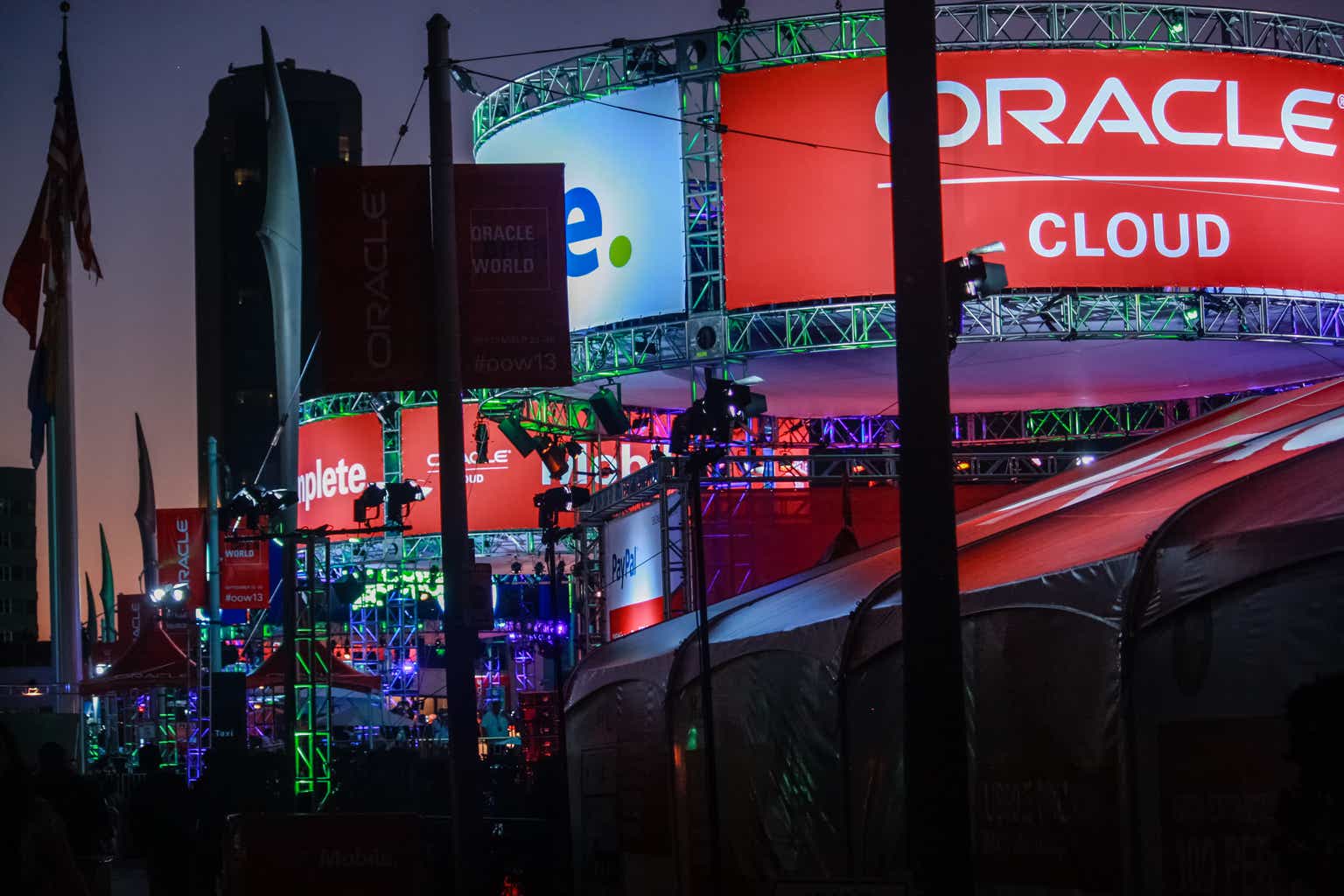 Oracle sends force majeure notice over New Mexico data center: report