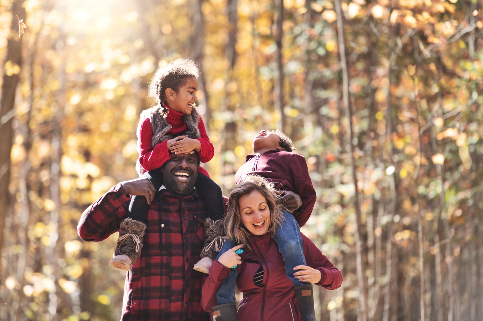 <p>  Fall break is only a few weeks away, which means that many families are looking for the best places to visit in fall. Awesome <a href="https://www.lovetoknow.com/life/lifestyle/best-places-see-fall-foliage-across-us" rel="slideshow" title="11 of the Best Places to See Fall Foliage Across the U.S. ">autumn colors</a> are a must, and of course, you need family-friendly activities for an array of ages. </p> <p>  No need to fret if you didn't plan in advance! We've mapped out some of the best fall family vacations that are affordable and fun for everyone. </p>