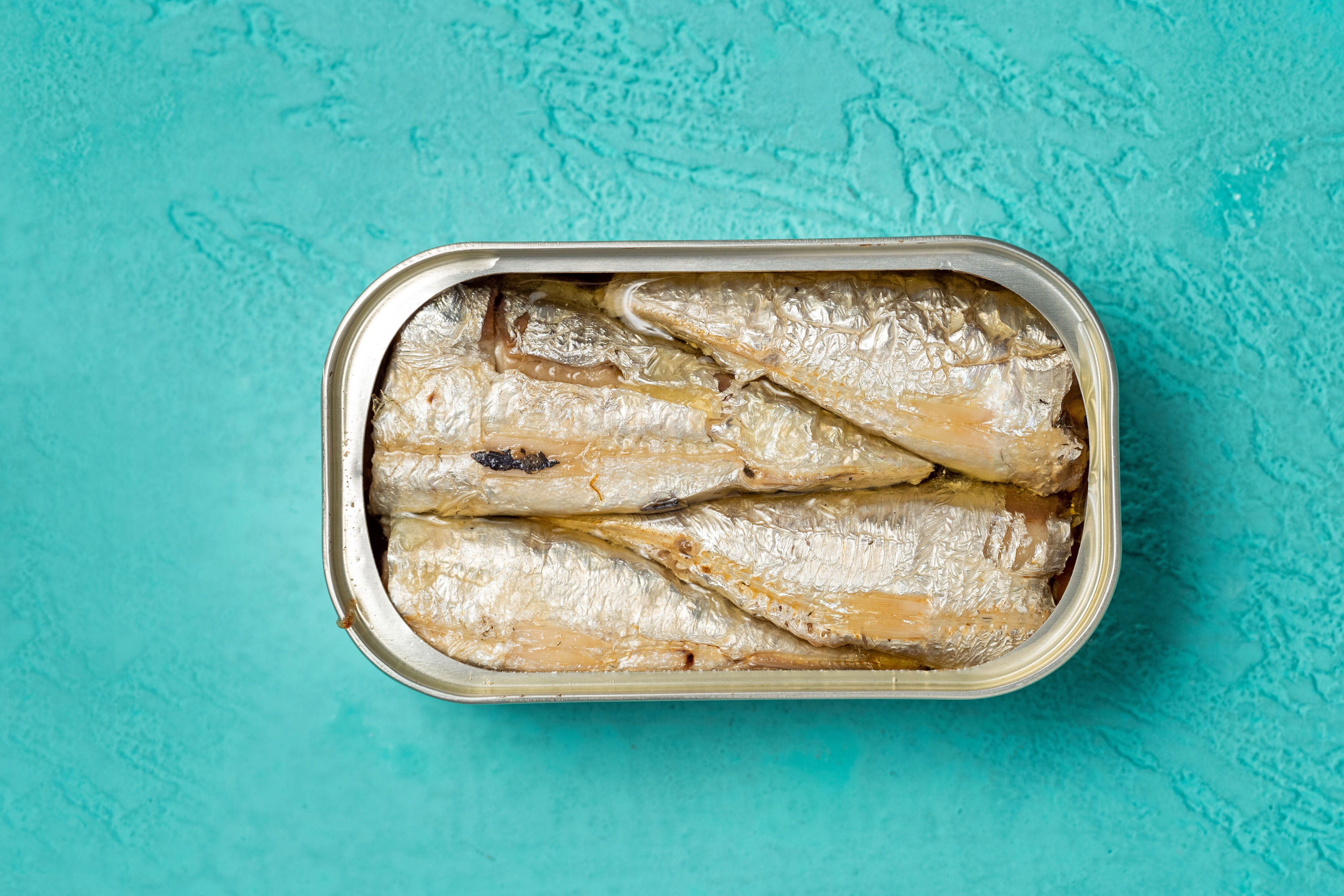 ¿es recomendable comer sardinas en lata? esto dice la ciencia