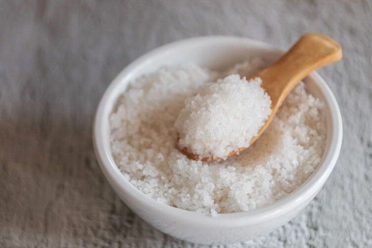 apa bedanya garam dapur dan garam mandi, apakah garam dapur bisa dipakai mandi?