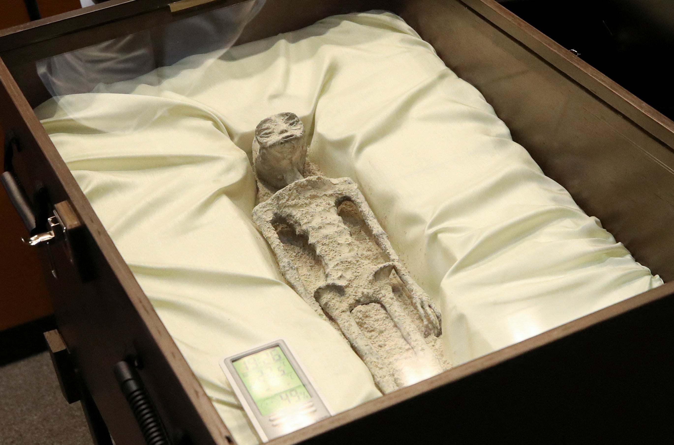 bizarre case of peru alien mummies takes another turn as officials raid ‘pregnant specimen’ press conference
