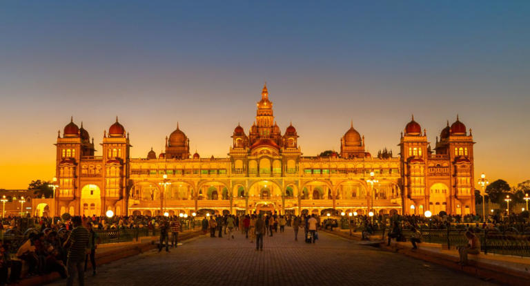 Why The Mysore Palace Is The Most Impressive Palace In Southern India (& How To Visit)