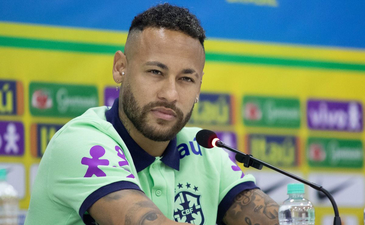 TNT Sports Brasil - EITA PORR@! 😱😬 O pacote legend Neymar + Mbappé tá  saindo por quase 16 MIL REAIS! Já ganhou alguma aí, torcedor? 👀👀
